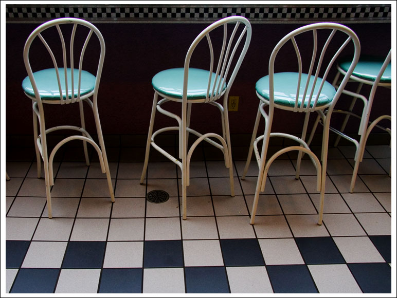 dairyqueen-stools001.jpg