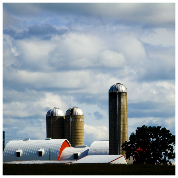 farm-in-clouds001.jpg