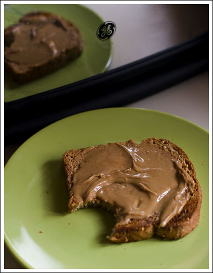 peanutbutter-toast011.jpg