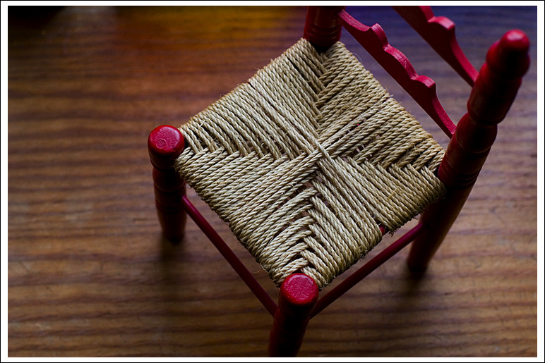 red-chair001.jpg